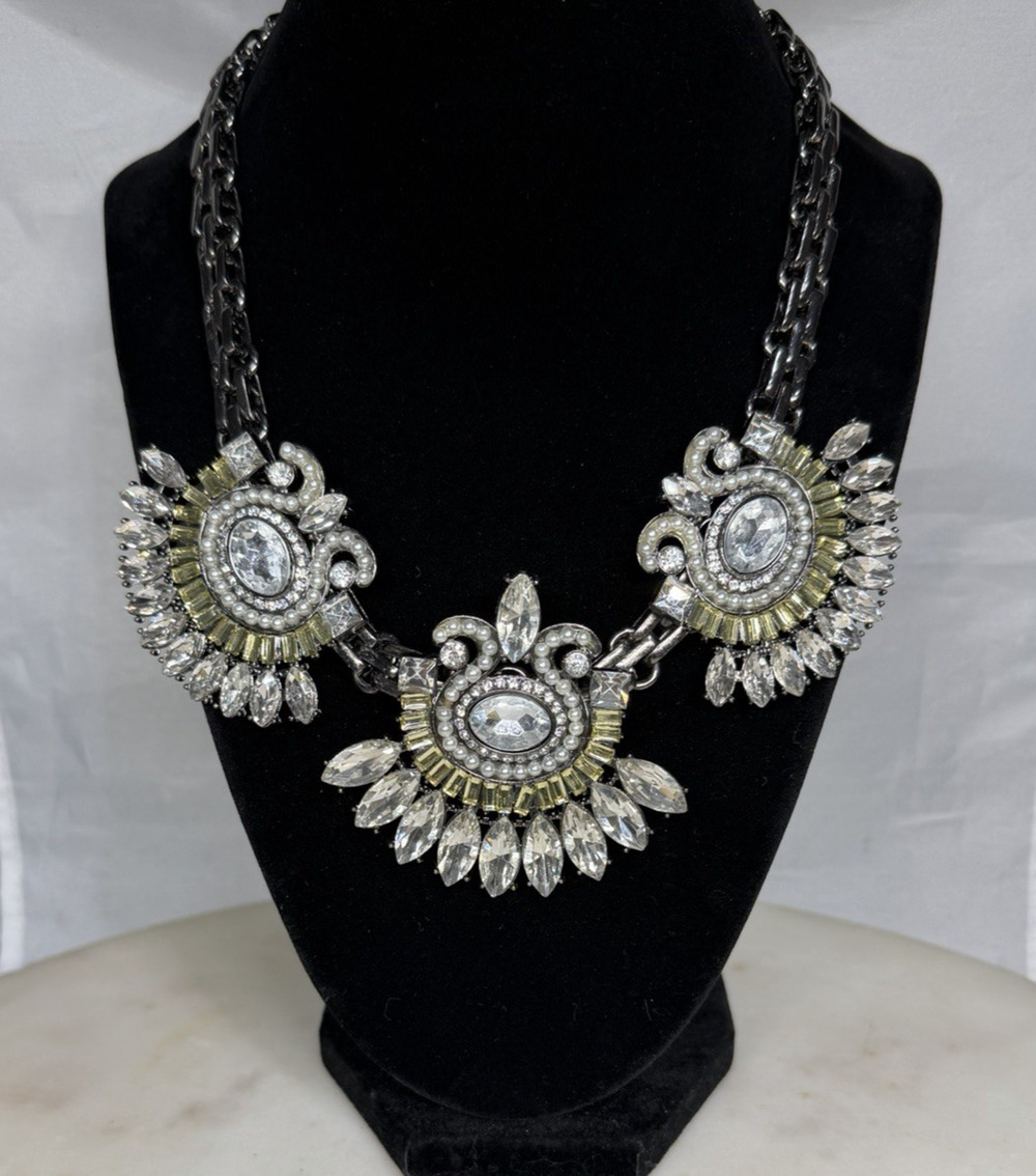Oversized Marquise Rhinestone Statement Bib Necklace Chunky Gunmetal Tone Chain